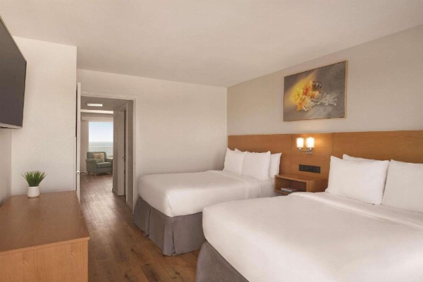 Radisson Hotel Panama City Beach - Oceanfront image 12