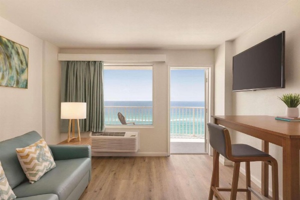 Radisson Hotel Panama City Beach - Oceanfront image 16