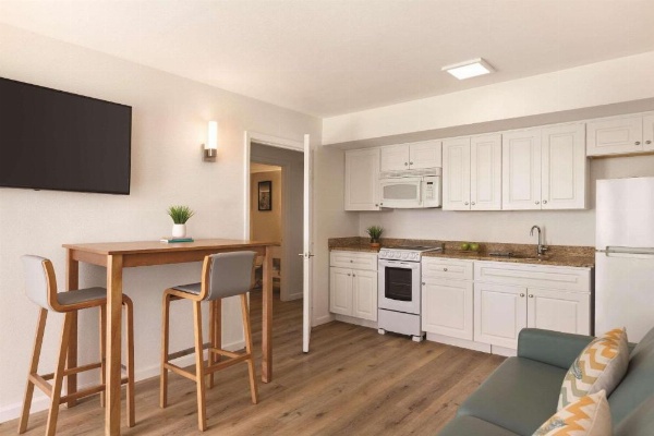 Radisson Hotel Panama City Beach - Oceanfront image 21